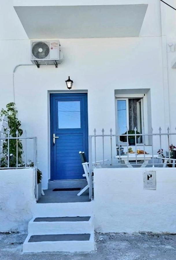 Lor Apparemment In Center Of Adamas Apartment Exterior photo