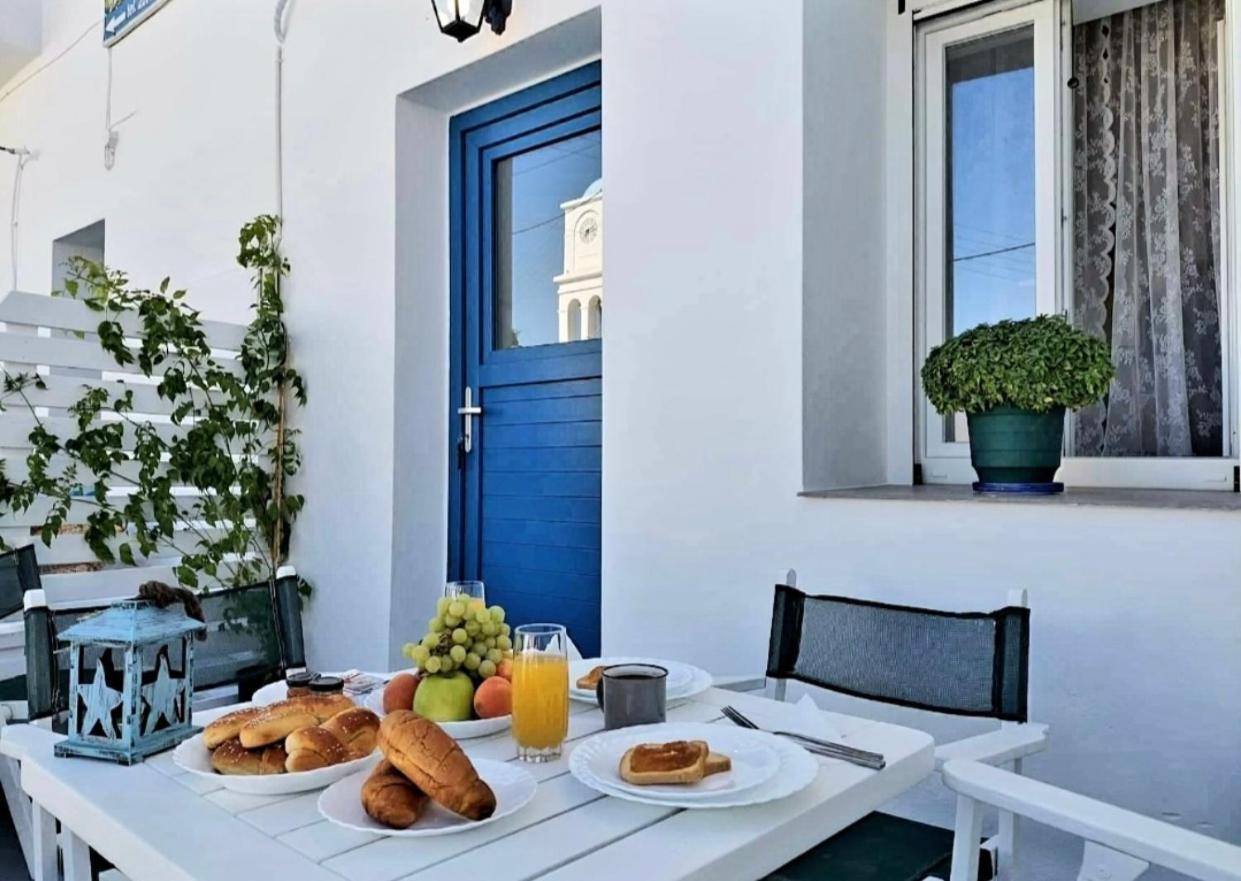 Lor Apparemment In Center Of Adamas Apartment Exterior photo